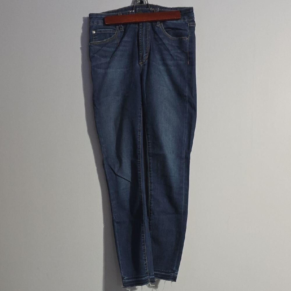 Articles Of Society High Rise Crop Size 26